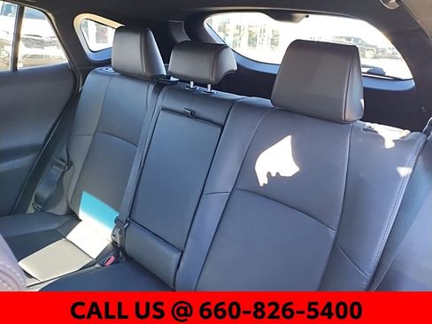 Used 2021 Toyota Venza Limited image 42