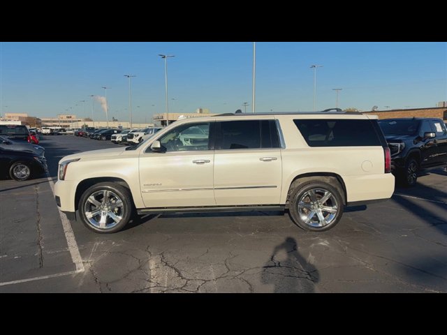 Used 2018 GMC Yukon XL Denali w/ Denali Ultimate Package RWD image 5