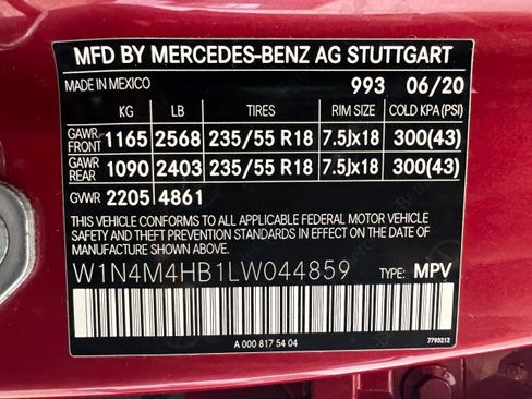 Used 2020 Mercedes-Benz GLB 250 4MATIC image 27