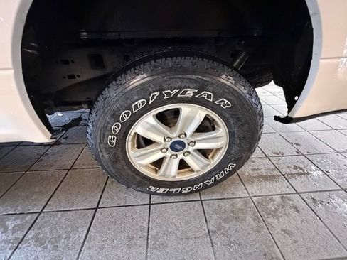 Used 2020 Ford F150 XLT w/ Trailer Tow Package AWD/4WD image 5