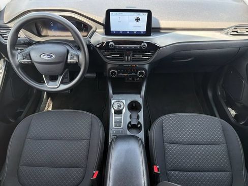 Used 2025 Ford Escape Active FWD image 9