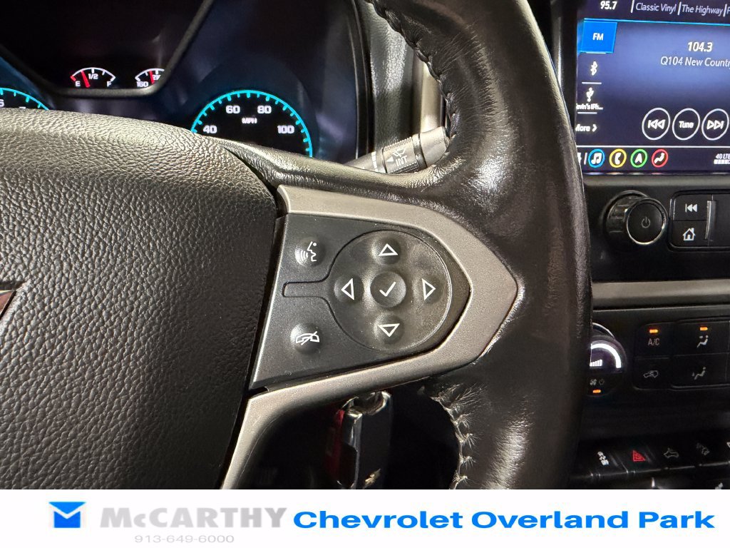 Used 2022 Chevrolet Colorado Z71 AWD/4WD image 16
