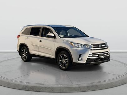 Used 2019 Toyota Highlander XLE