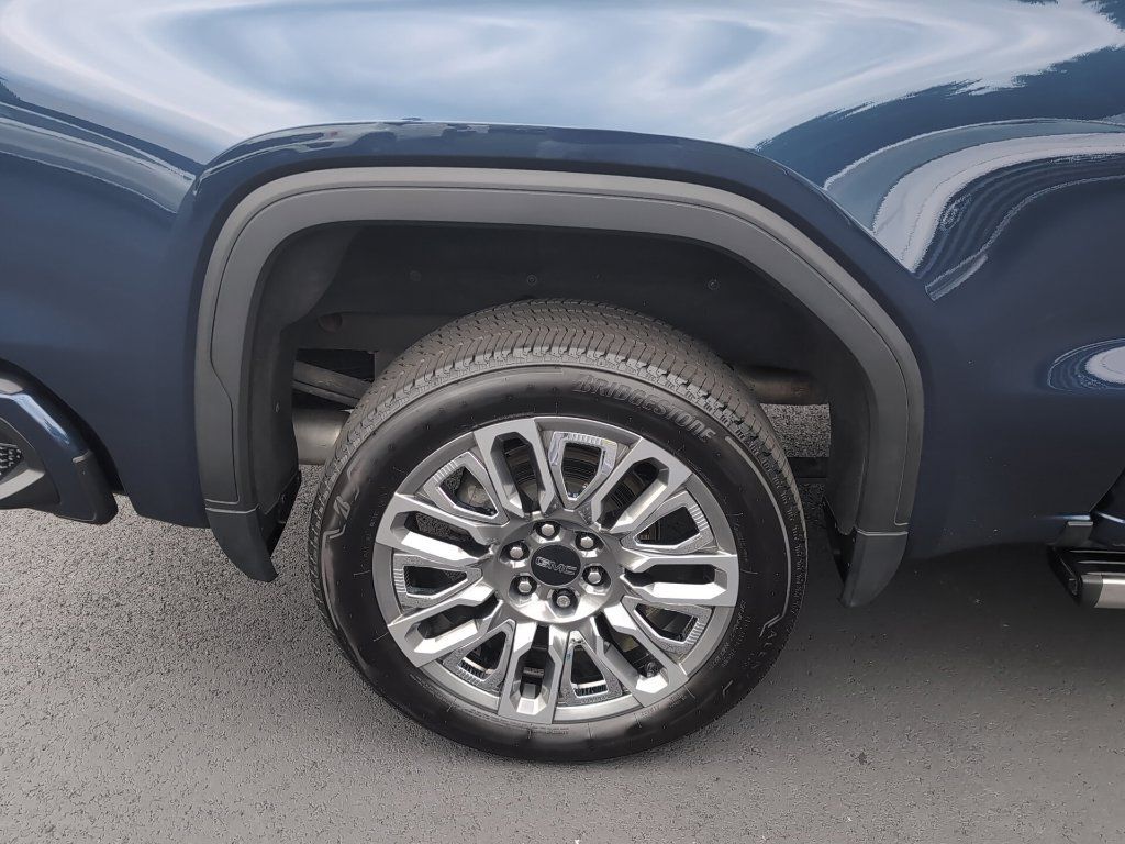 Used 2023 GMC Sierra 1500 Denali Ultimate AWD/4WD image 5