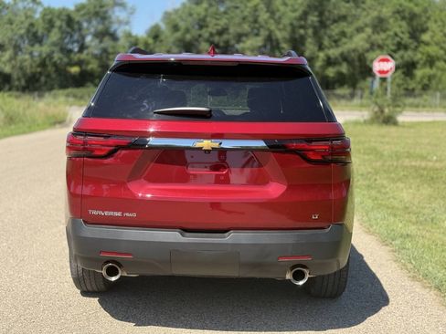 Used 2023 Chevrolet Traverse LT AWD/4WD image 6