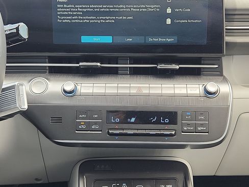 Certified 2024 Hyundai Kona Limited AWD/4WD image 18