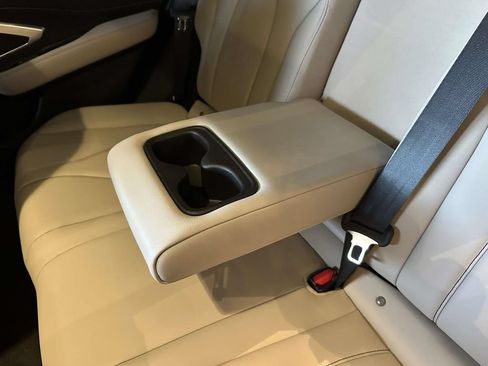 New 2026 Acura RDX SH-AWD image 10