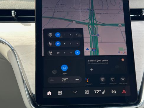 New 2025 Volvo EX90 Plus image 15