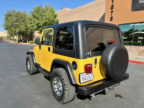 Used 2002 Jeep Wrangler Sport AWD/4WD image 10