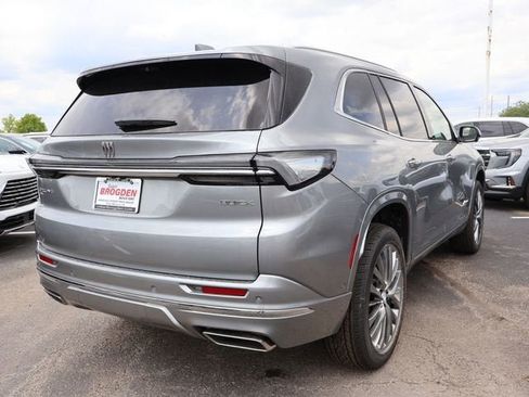New 2026 Buick Enclave Avenir w/ Super Cruise Package AWD/4WD image 7