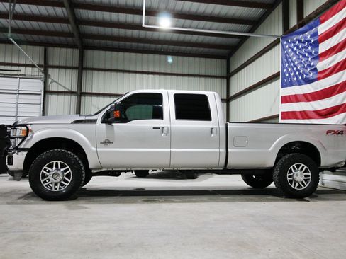 Used 2013 Ford F350 Lariat w/ Lariat Ultimate Pkg AWD/4WD image 5