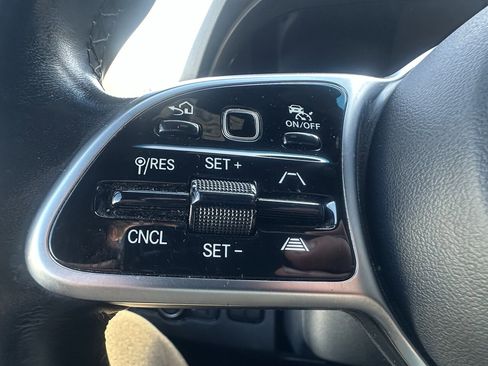 Used 2019 Mercedes-Benz Sprinter 2500 image 16