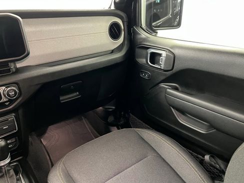 Used 2024 Jeep Wrangler Willys image 10