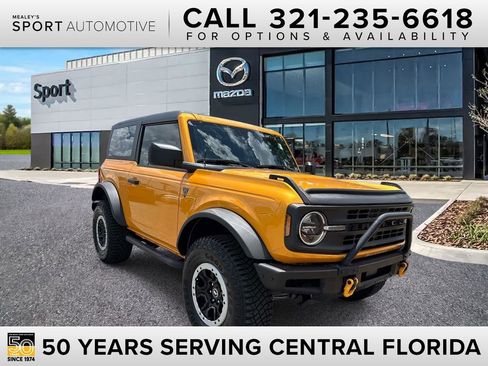 Used 2022 Ford Bronco 2-Door w/ Sasquatch Package AWD/4WD image 1