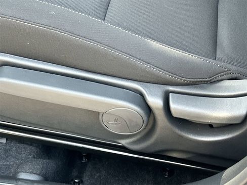 New 2026 Hyundai Kona SE image 19