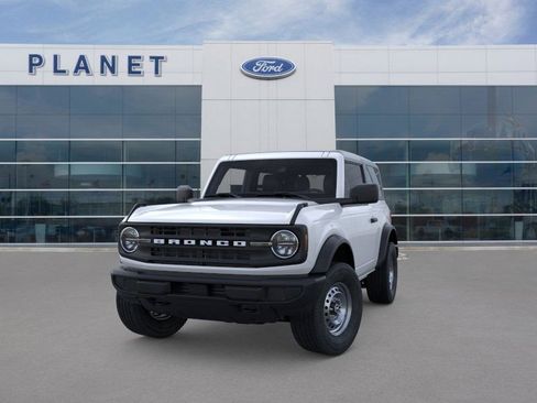 New 2025 Ford Bronco 2-Door image 2