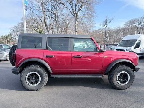 Used 2021 Ford Bronco Badlands image 9