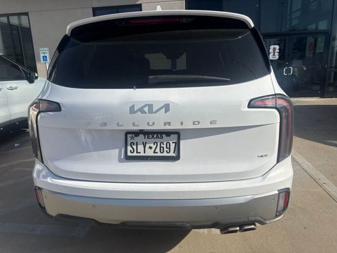 Certified 2023 Kia Telluride SX Prestige AWD/4WD image 5