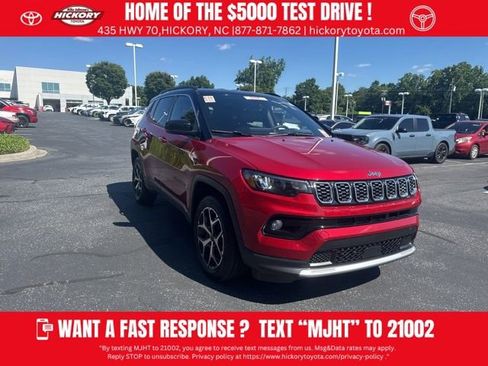 Used 2025 Jeep Compass Limited AWD/4WD image 1