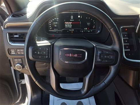 Used 2023 GMC Yukon AT4 w/ Technology Package image 5