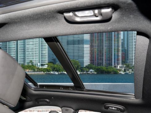 Used 2025 Cadillac XT5 Premium Luxury image 20