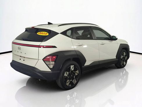 Used 2025 Hyundai Kona SEL FWD image 5