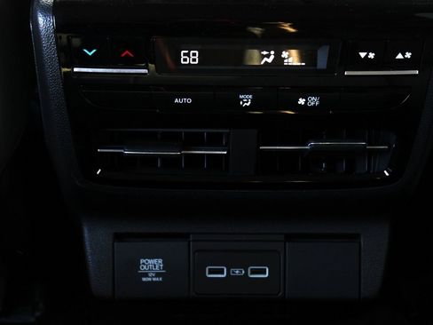 Used 2023 Acura MDX Technology SH-AWD image 13