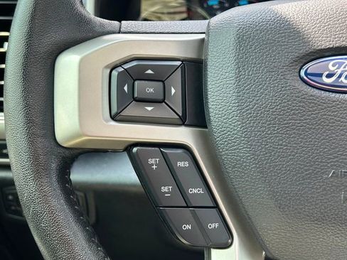 Used 2020 Ford F150 Lariat w/ Equipment Group 502A Luxury image 27