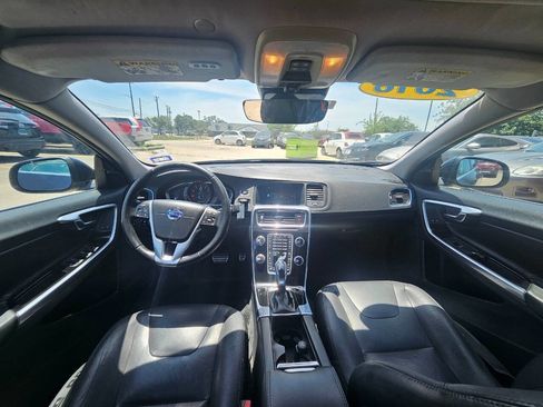 Used 2016 Volvo S60 T5 Premier w/ Convenience Package image 7