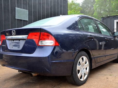Used 2010 Honda Civic LX image 5