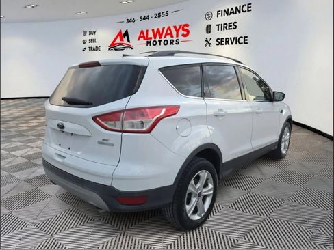 Used 2016 Ford Escape SE w/ Equipment Group 201A FWD image 18