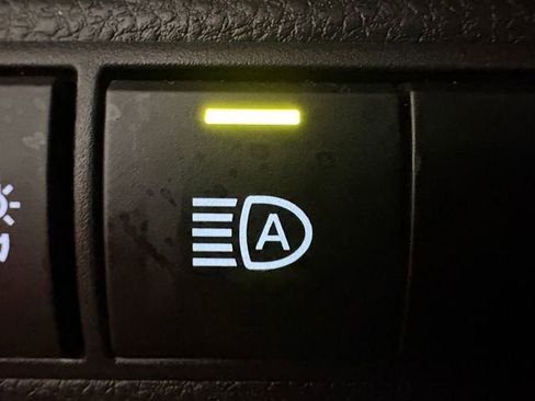 Certified 2024 Toyota Corolla LE image 12