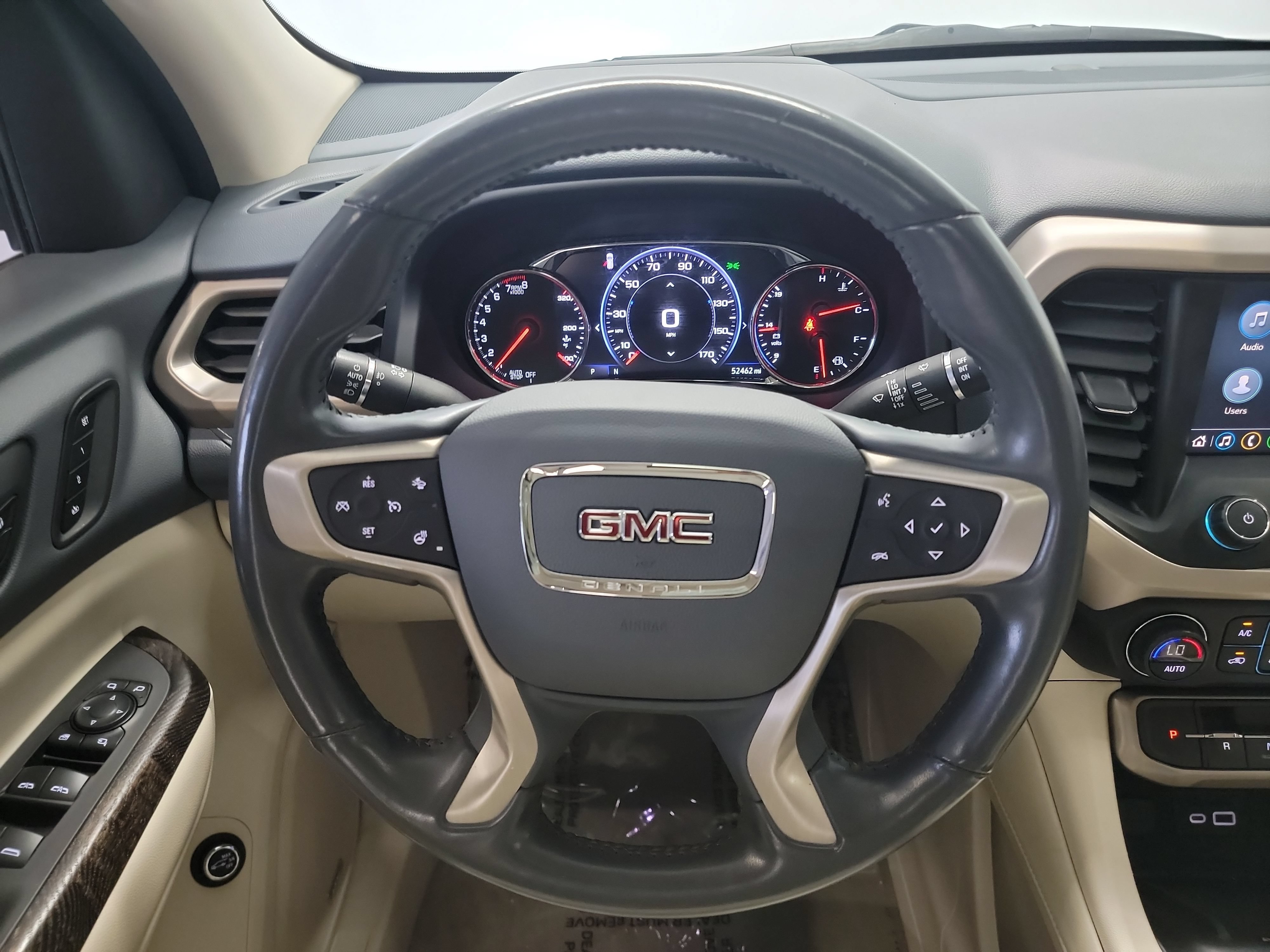 Used 2022 GMC Acadia Denali w/ Denali Ultimate Package AWD/4WD image 17