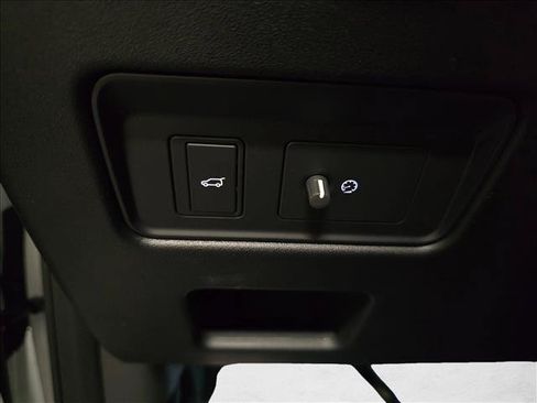 New 2026 Land Rover Discovery S AWD/4WD image 27