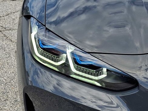 Used 2023 BMW M4 xDrive Competition AWD/4WD image 9