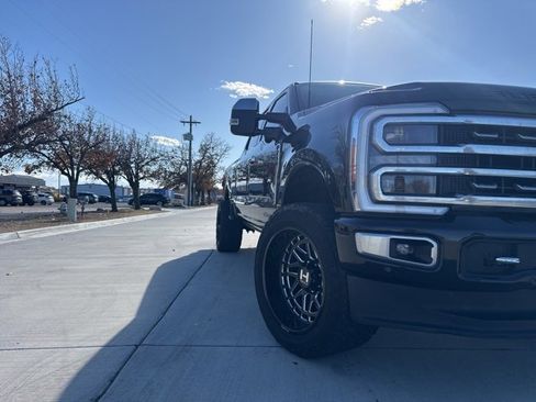 Used 2024 Ford F250 Platinum image 7