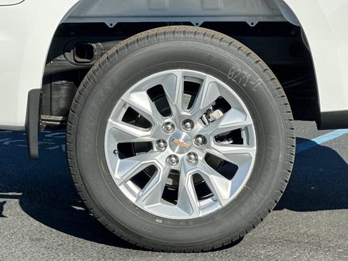 New 2026 Chevrolet Silverado 1500 Custom image 23