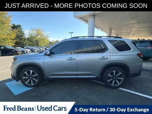 Used 2025 Honda Pilot Elite image 4