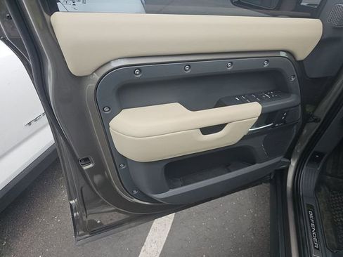 Used 2024 Land Rover Defender 110 X AWD/4WD image 13