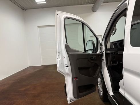 Used 2023 Ford Transit 350 XLT image 50
