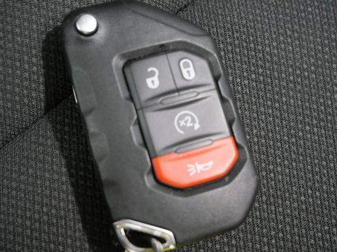Used 2023 Jeep Wrangler Unlimited Sport w/ Sun And Sound Package AWD/4WD image 30