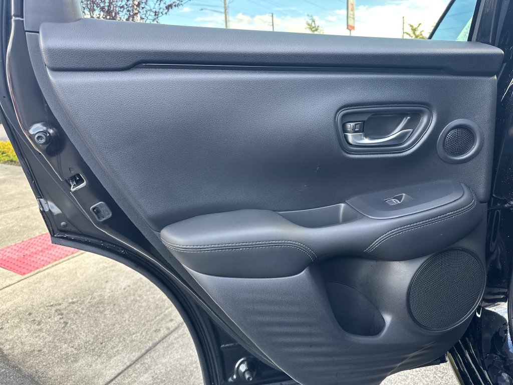 Used 2026 Honda HR-V EX-L image 13