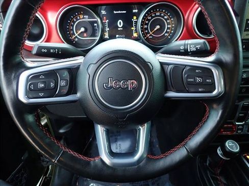 Used 2023 Jeep Gladiator Rubicon w/ Cold Weather Group AWD/4WD image 11