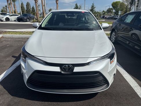 New 2026 Toyota Corolla LE FWD image 2