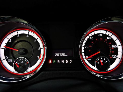 Used 2017 Dodge Grand Caravan SE w/ Power Window Group image 18