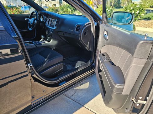 Used 2023 Dodge Charger SXT image 27