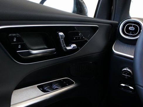 New 2026 Mercedes-Benz GLC 300 4MATIC image 24