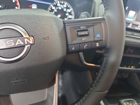 New 2026 Nissan Rogue SV FWD image 18