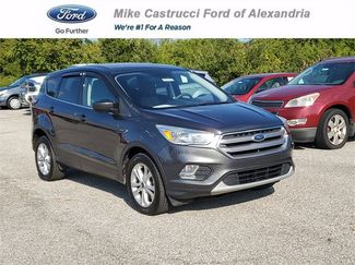 Used 2017 Ford Escape SE image 1