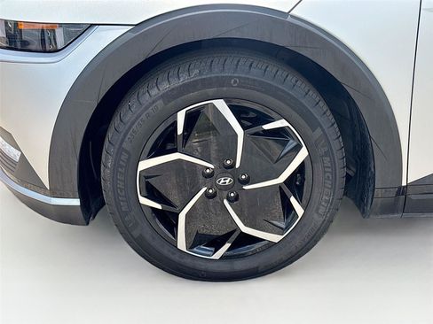 Used 2024 Hyundai Ioniq 5 SEL RWD image 30